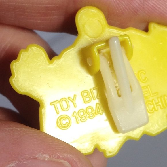 Lot of 2 Spider-Man Plastic pins, from Toy Biz super poseable Spiderman & Other - Picture 4 of 6